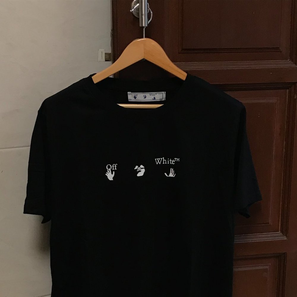 Off-White T-Shirt - Picture 4 of 7